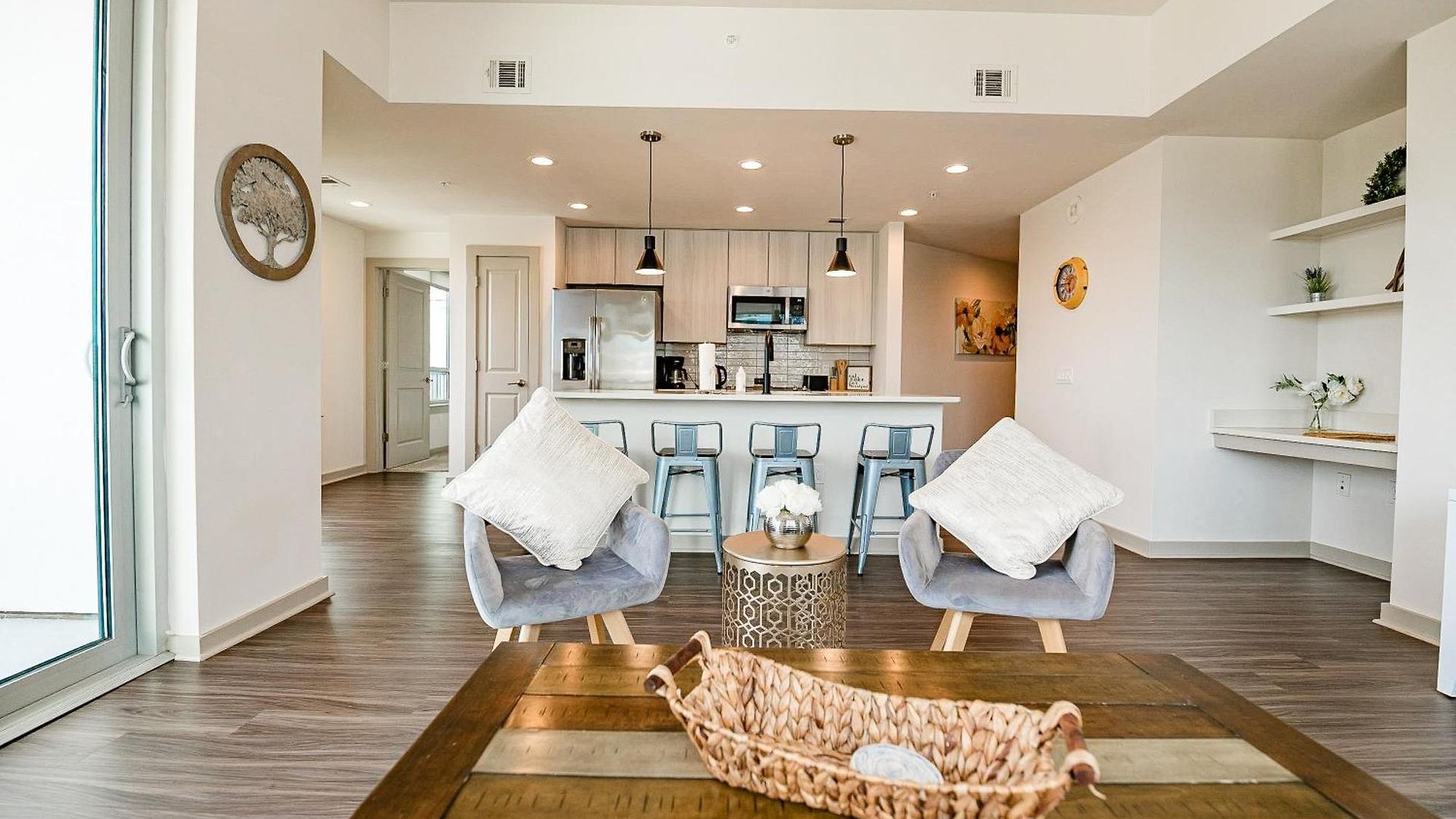 Uptown Fully Furnished 2br Apts Apartment Charlotte