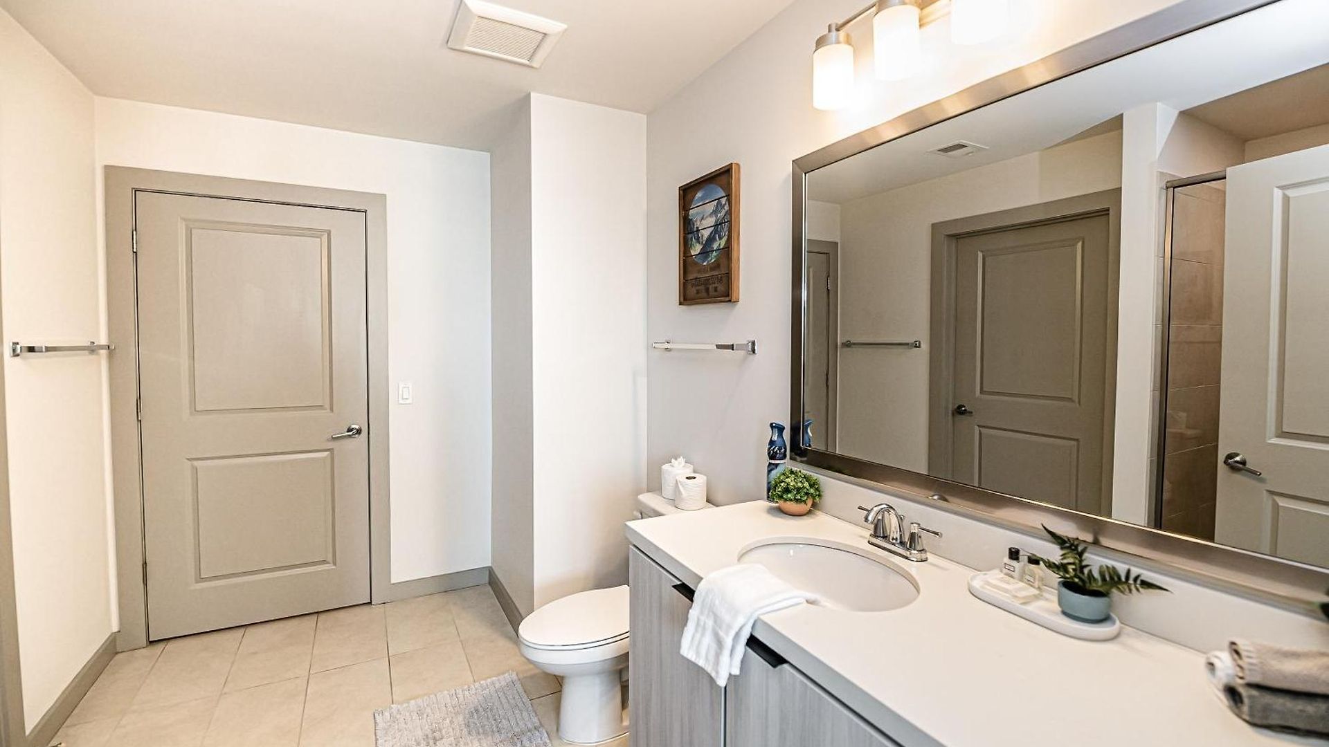 Apartment Uptown Fully Furnished 2br Apts *