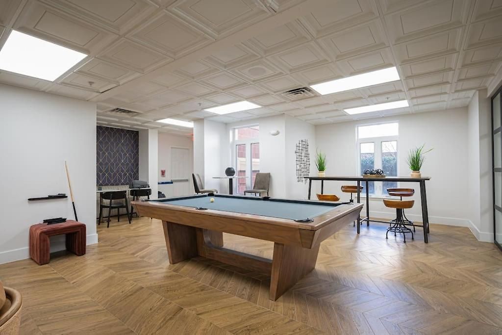 Regal Living Apartment Charlotte