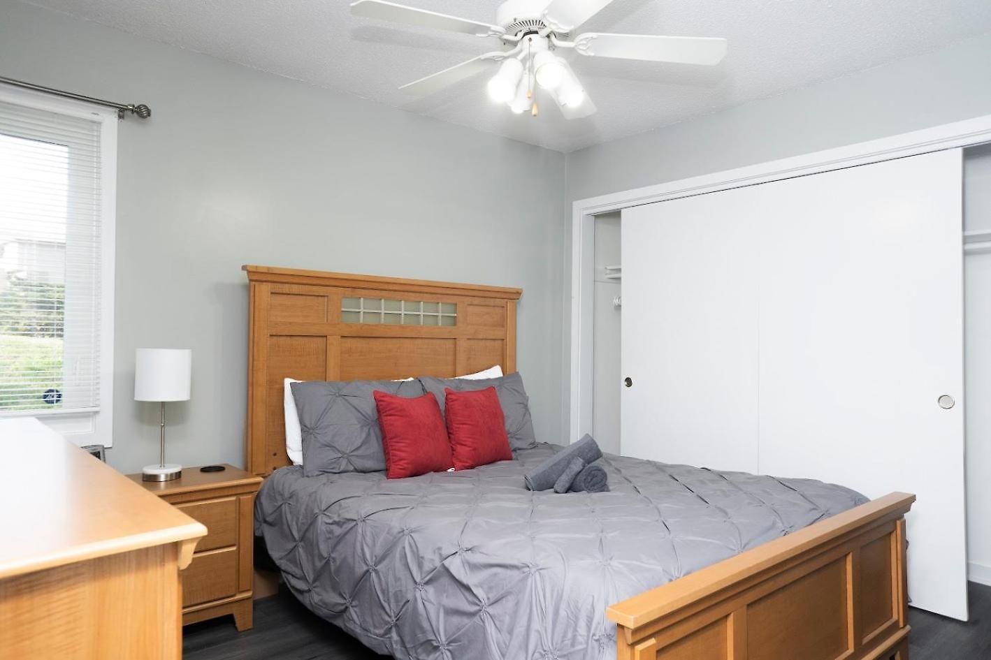 Cozy Home, 10 Minutes Away From Downtown Villa Charlotte