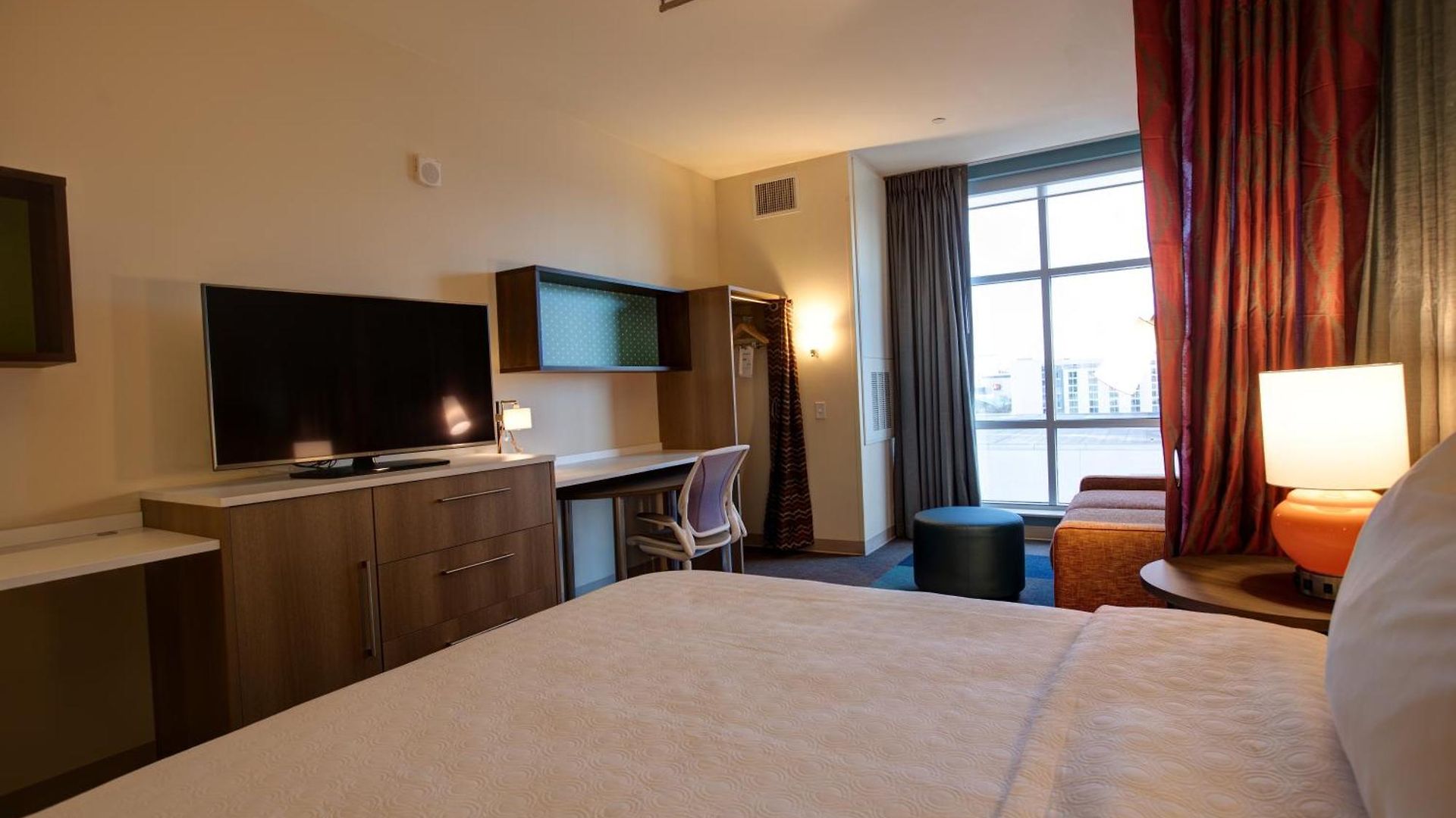 Hotel Home2 By Hilton Uptown 3*