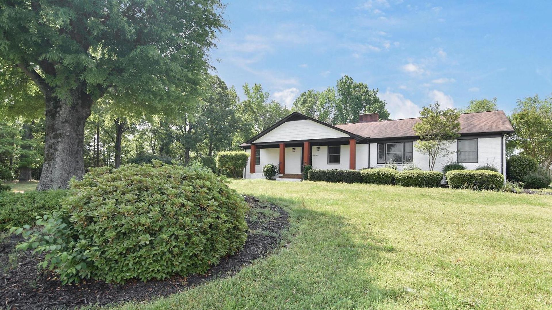 Cozy 2br 2ba 5 Min To 20 Min To Downtown Clt Holiday home Charlotte
