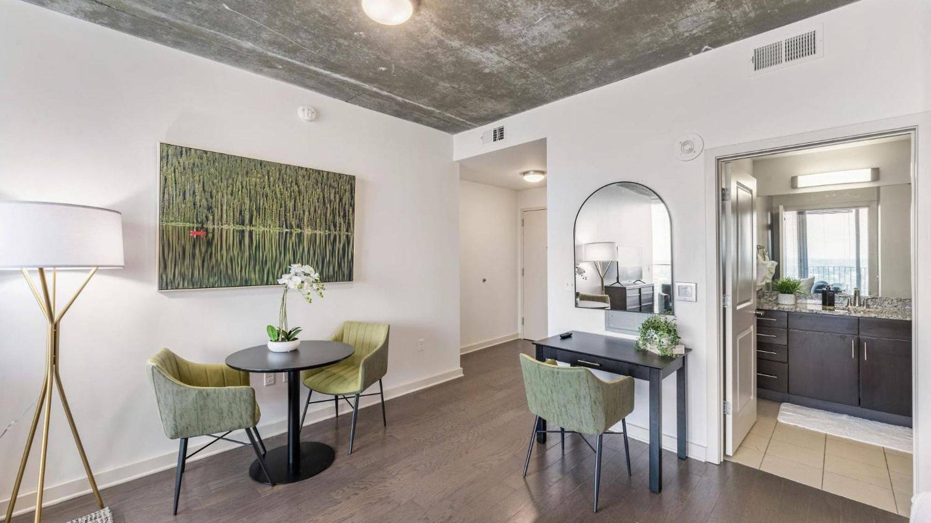 The Ascher In Apartment