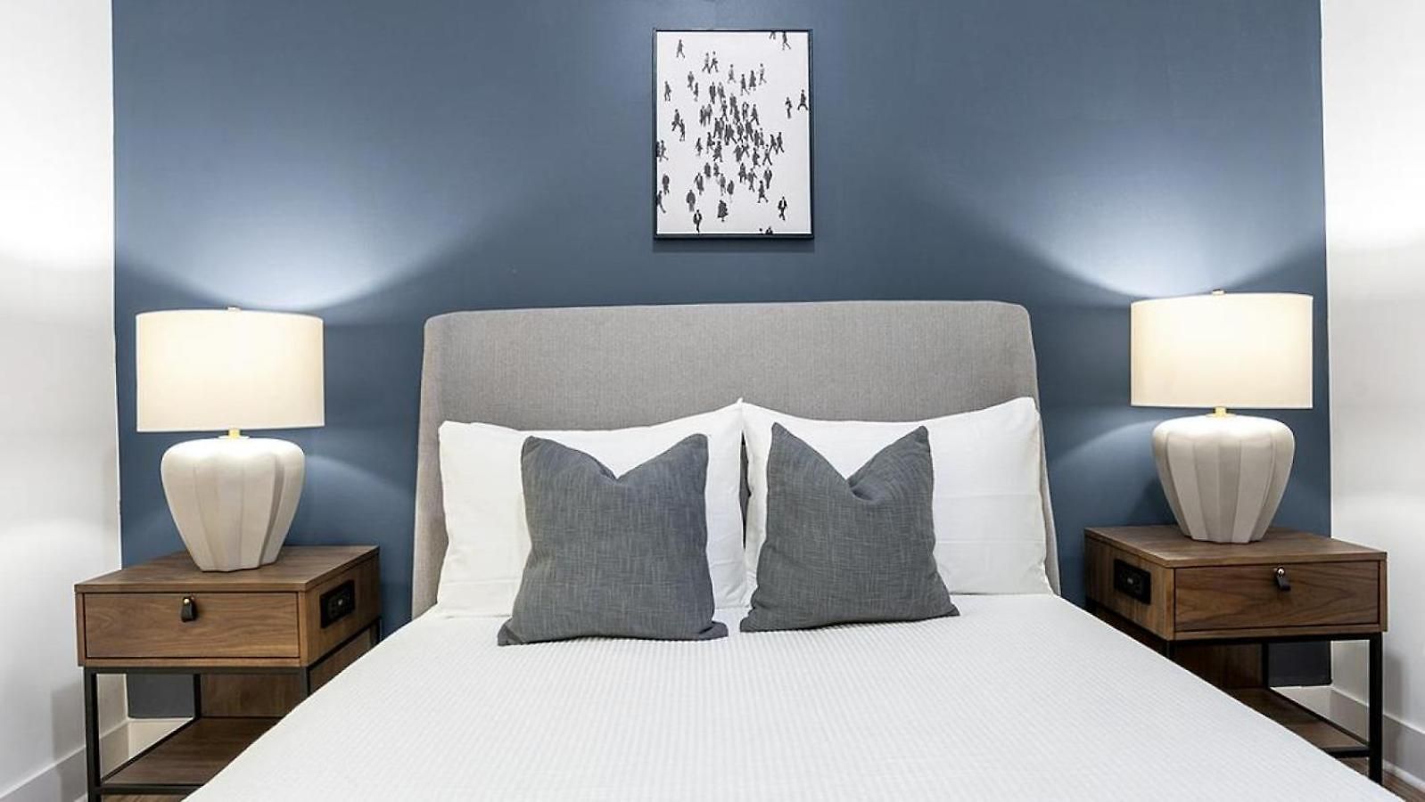 Landing Modern With Amazing Amenities *