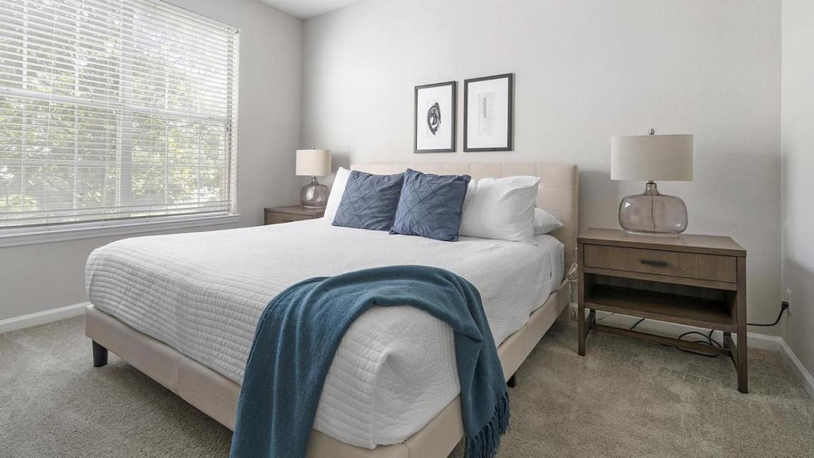 Apartment Landing - Modern With Amazing Amenities Charlotte
