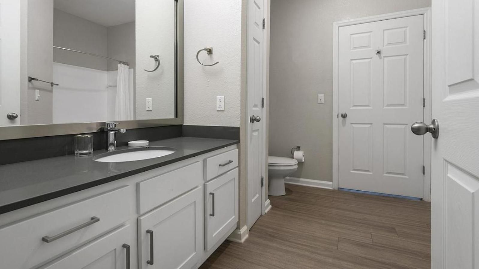 Landing - Modern With Amazing Amenities Apartment Charlotte