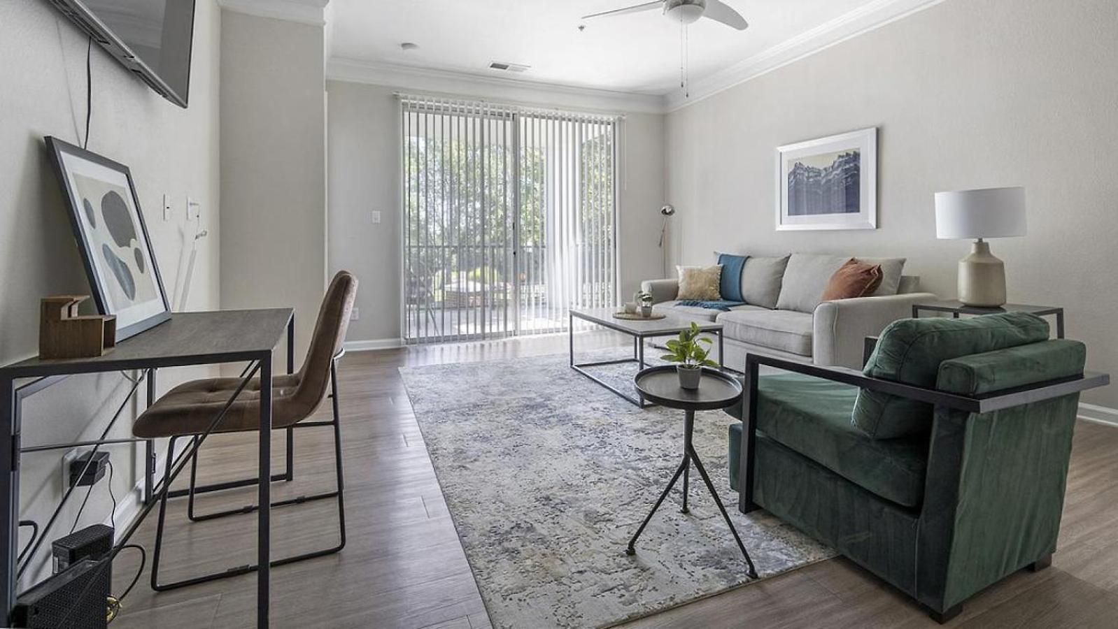 Apartment Landing - Modern With Amazing Amenities