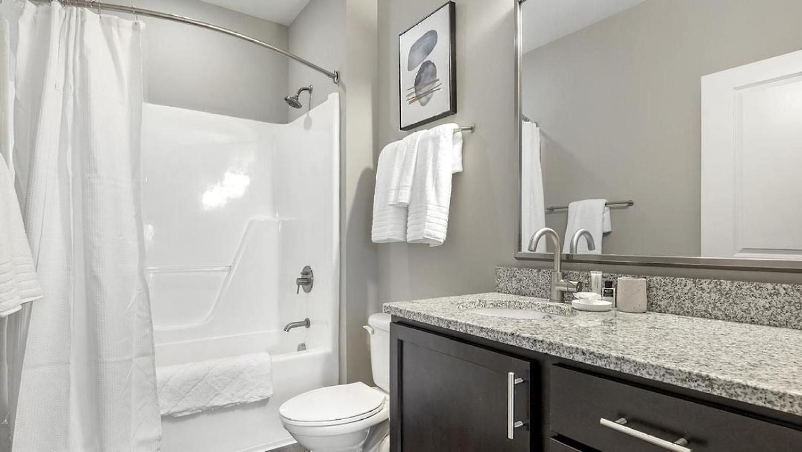 Landing - Modern With Amazing Amenities
