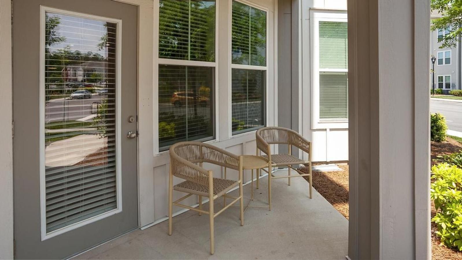 Landing Modern With Amazing Amenities * Charlotte