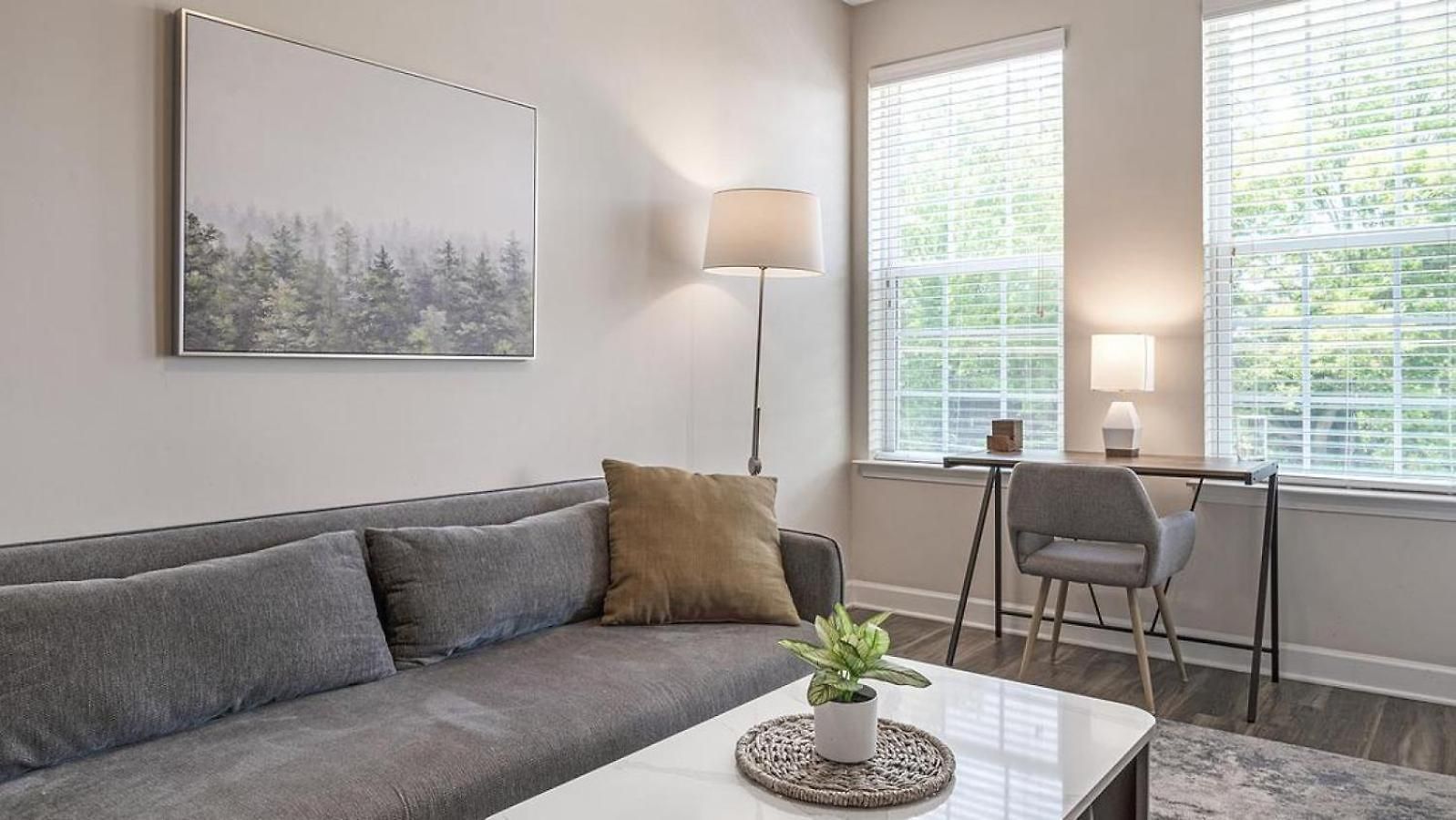 Landing Modern With Amazing Amenities *