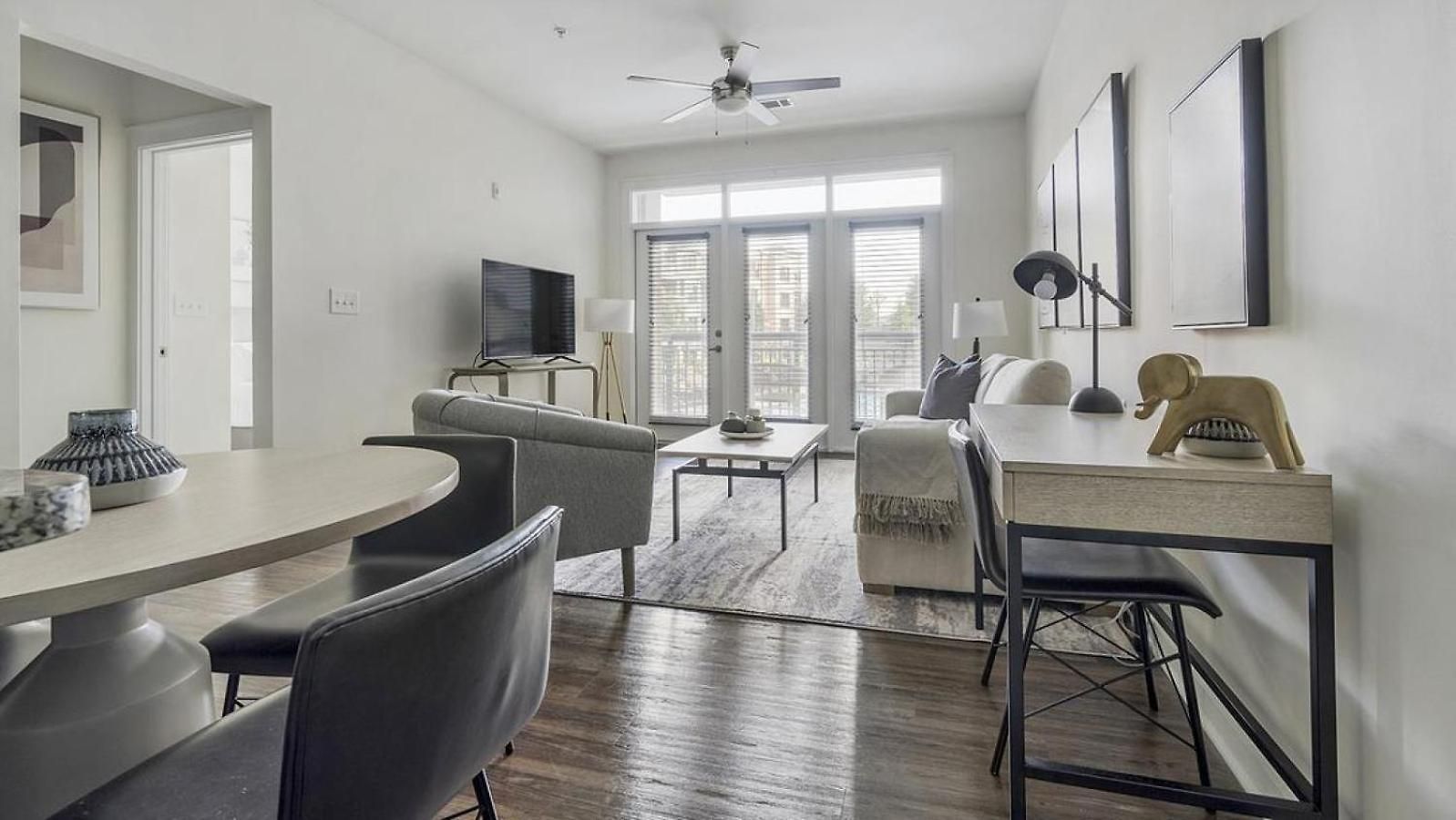 Landing Modern With Amazing Amenities Apartment *
