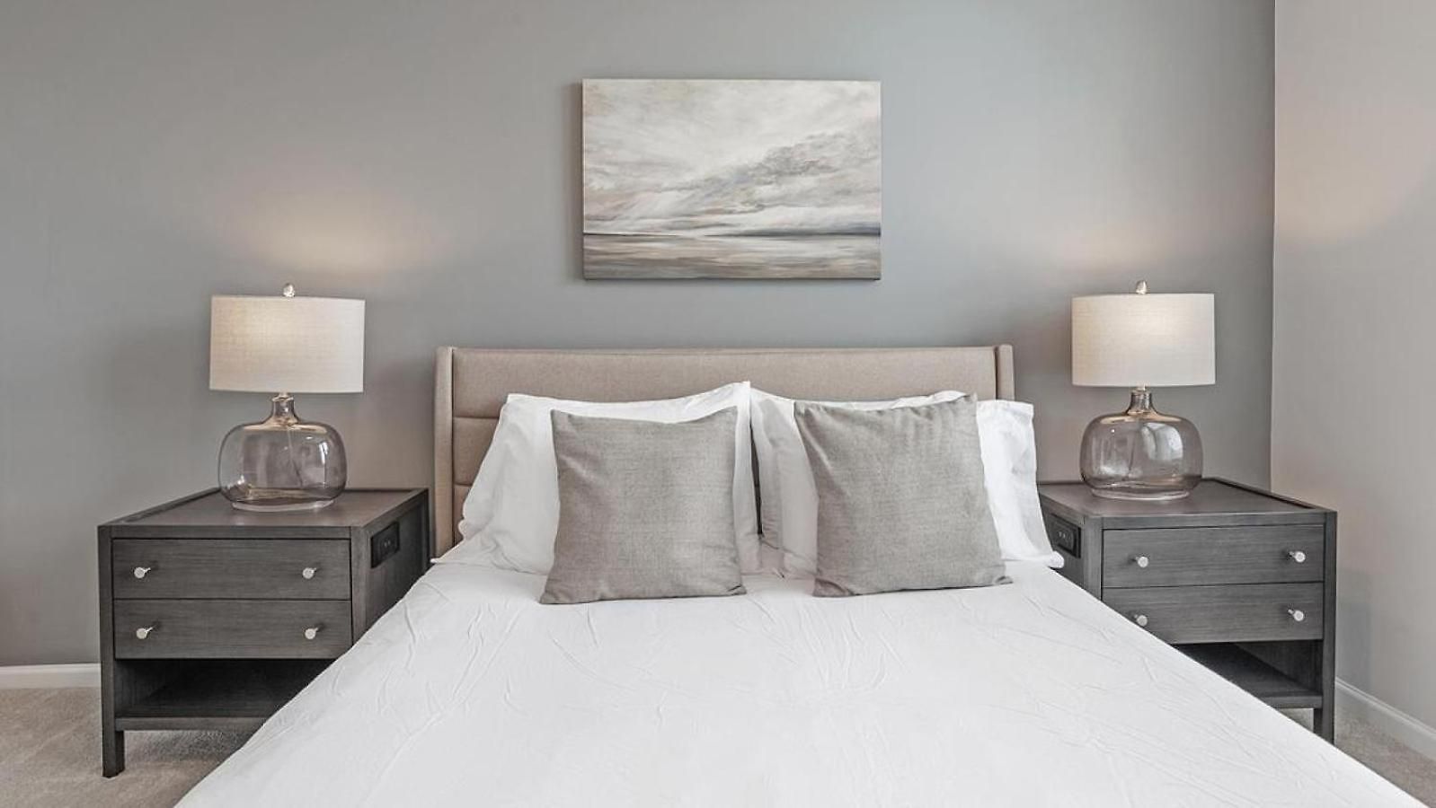 Landing Modern With Amazing Amenities Apartment *