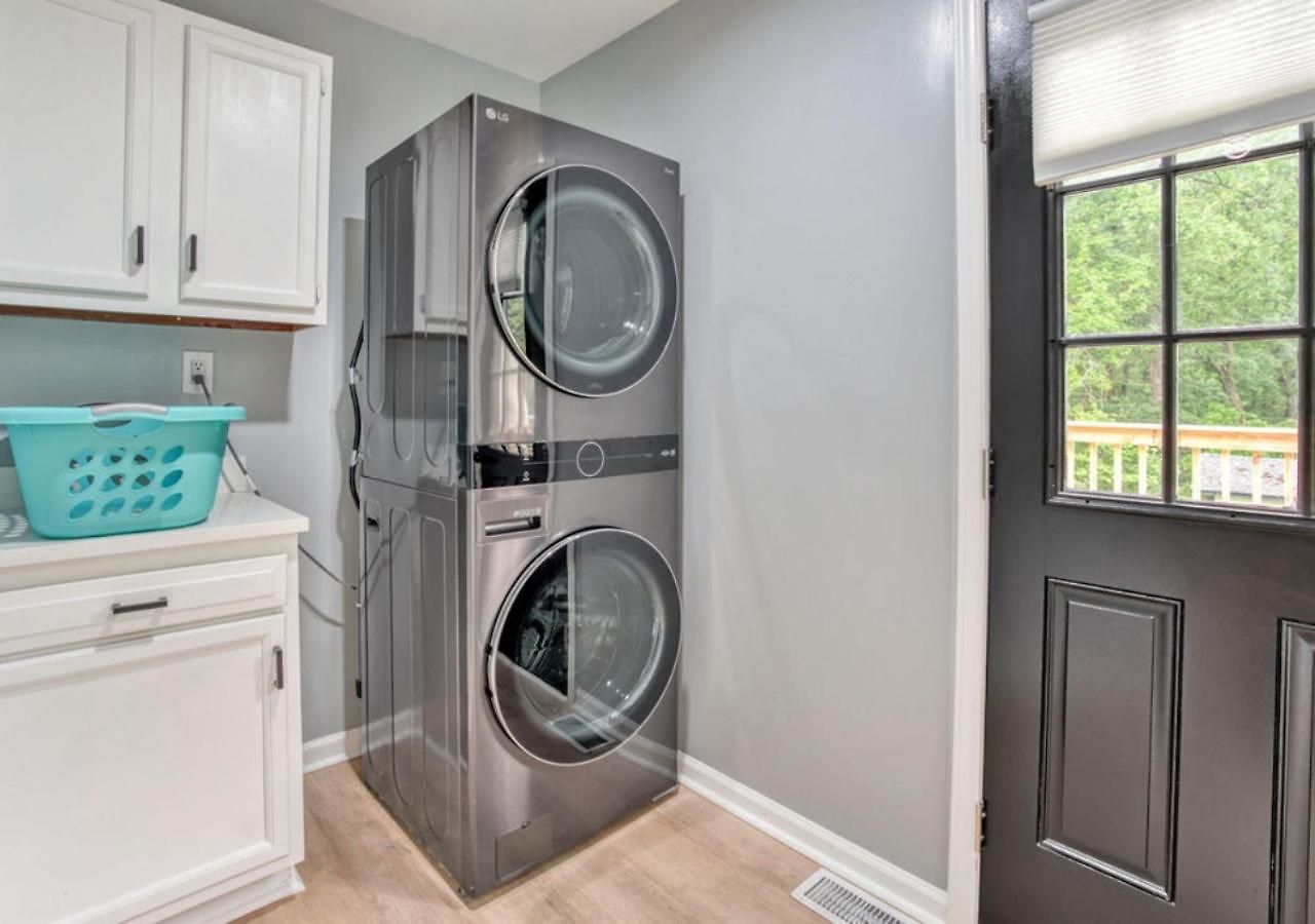 Stylish Near Uptown, Unc, Noda, Plaza-shamrock Holiday home