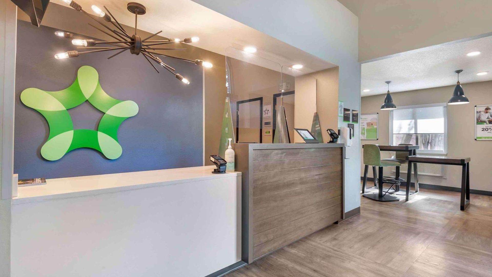 Hotel Extended America Select - - Place - E Mccullough Dr Charlotte