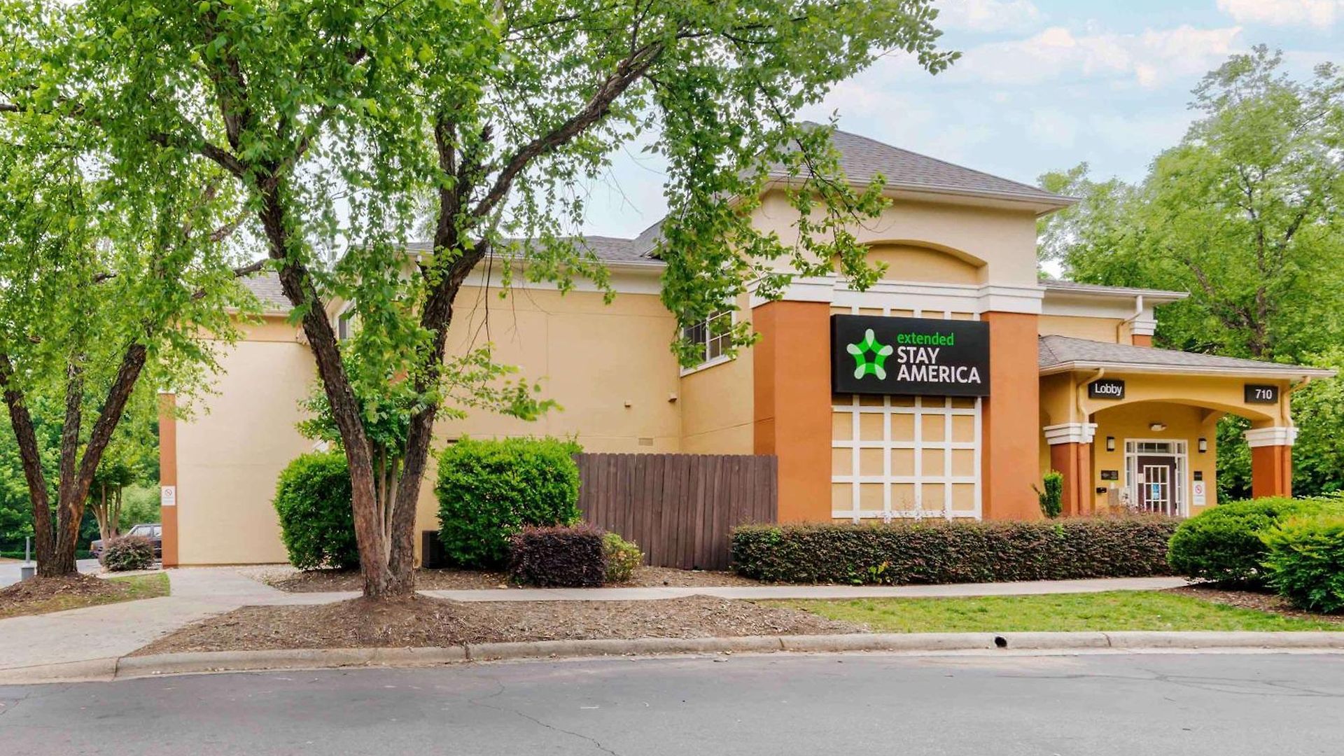 Extended America - - Airport Hotel 2*