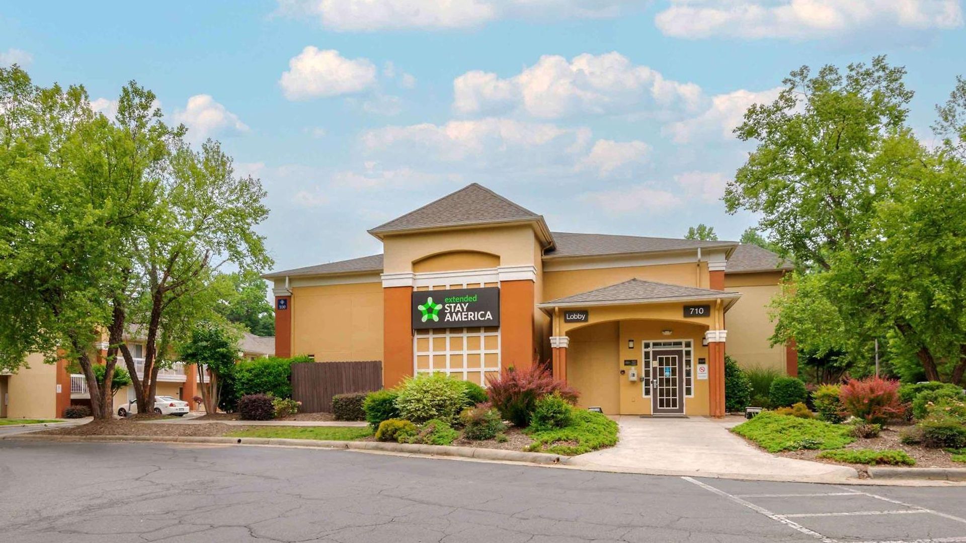 Extended America - - Airport Hotel 2*