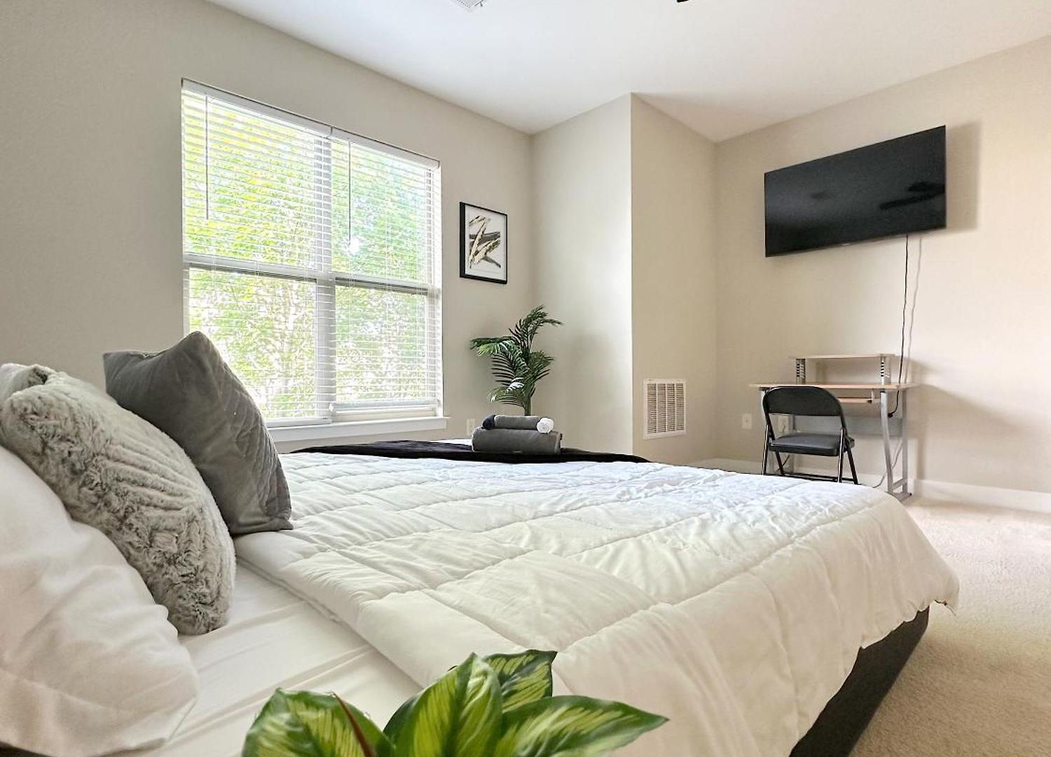 Modern Townhouse - 1 Min To Uptown Clt - Walk To Restaurants Holiday home Charlotte