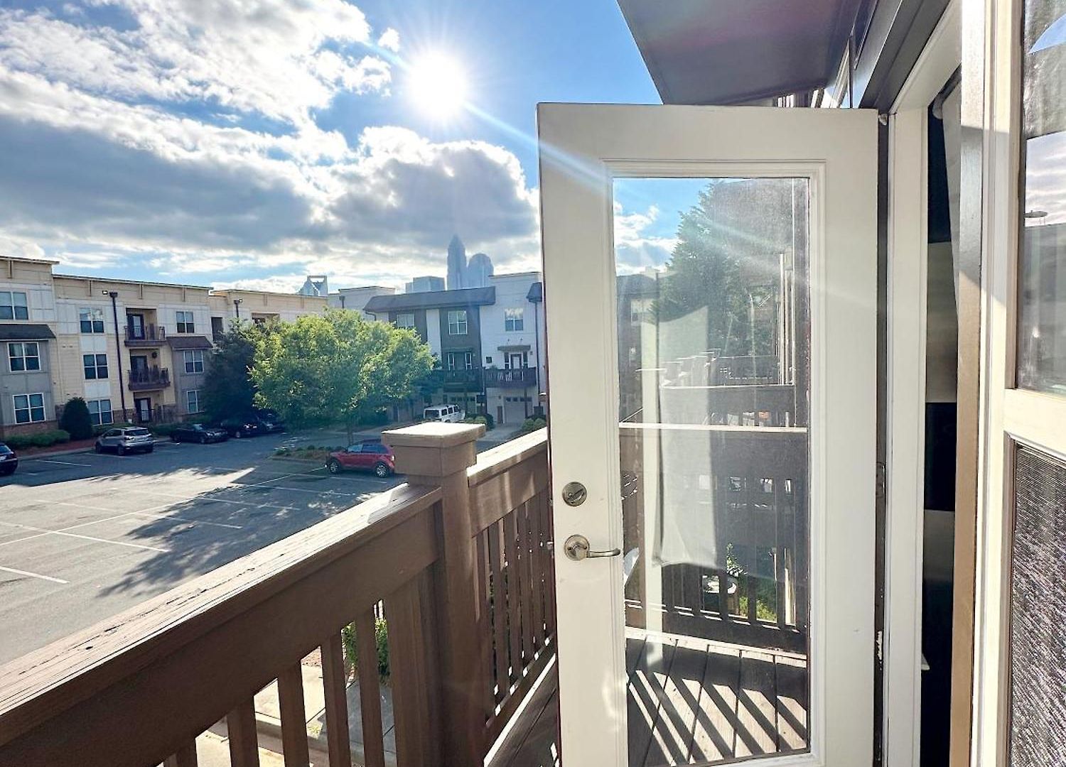 Modern Townhouse - 1 Min To Uptown Clt - Walk To Restaurants