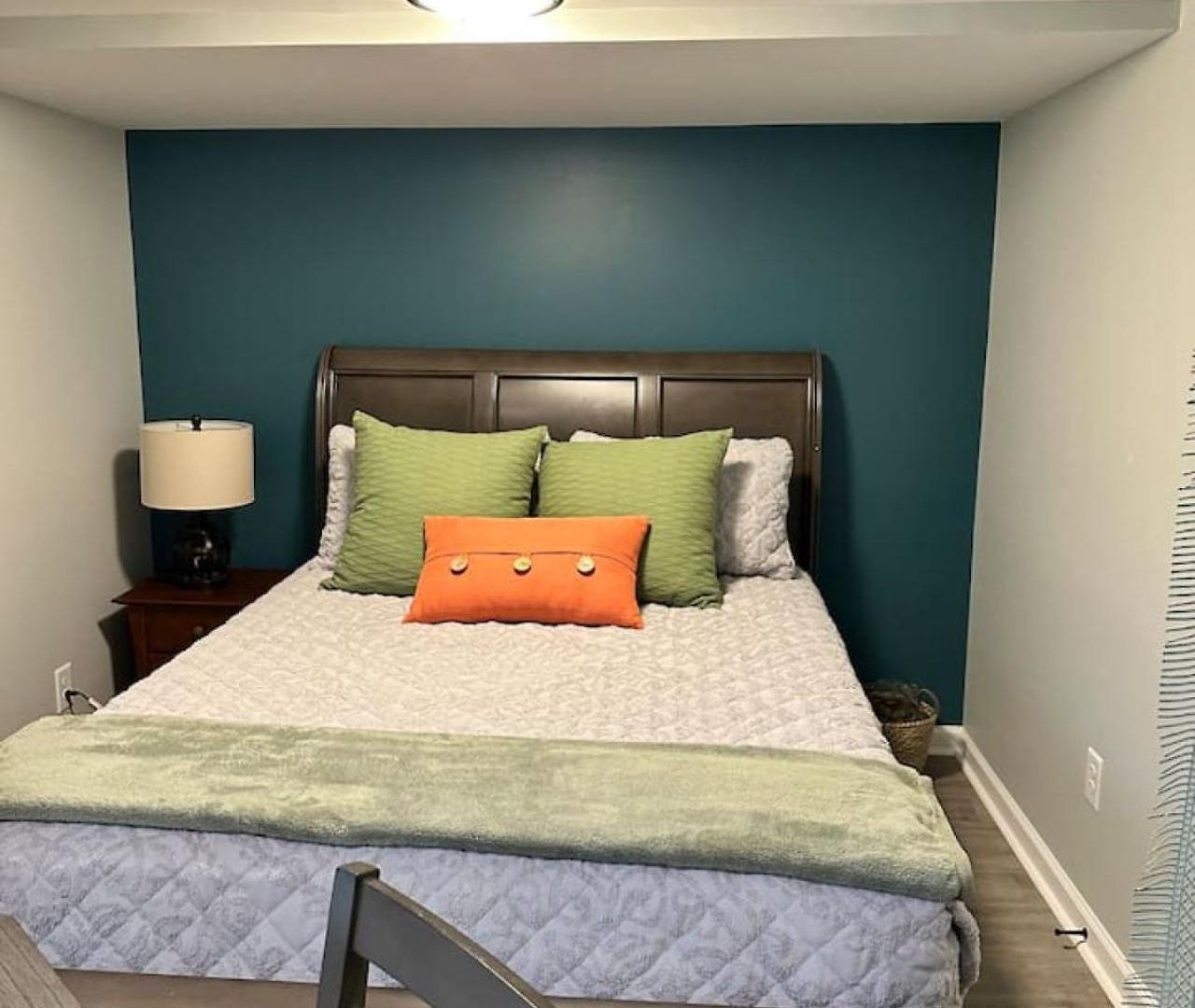 Apartment Serene 2br In Sardis - Workspace - Fast Wi-fi