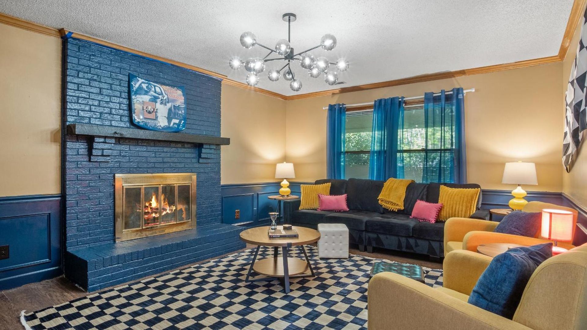 Holiday home 4bd Contemporary With Bbq, Game Charlotte