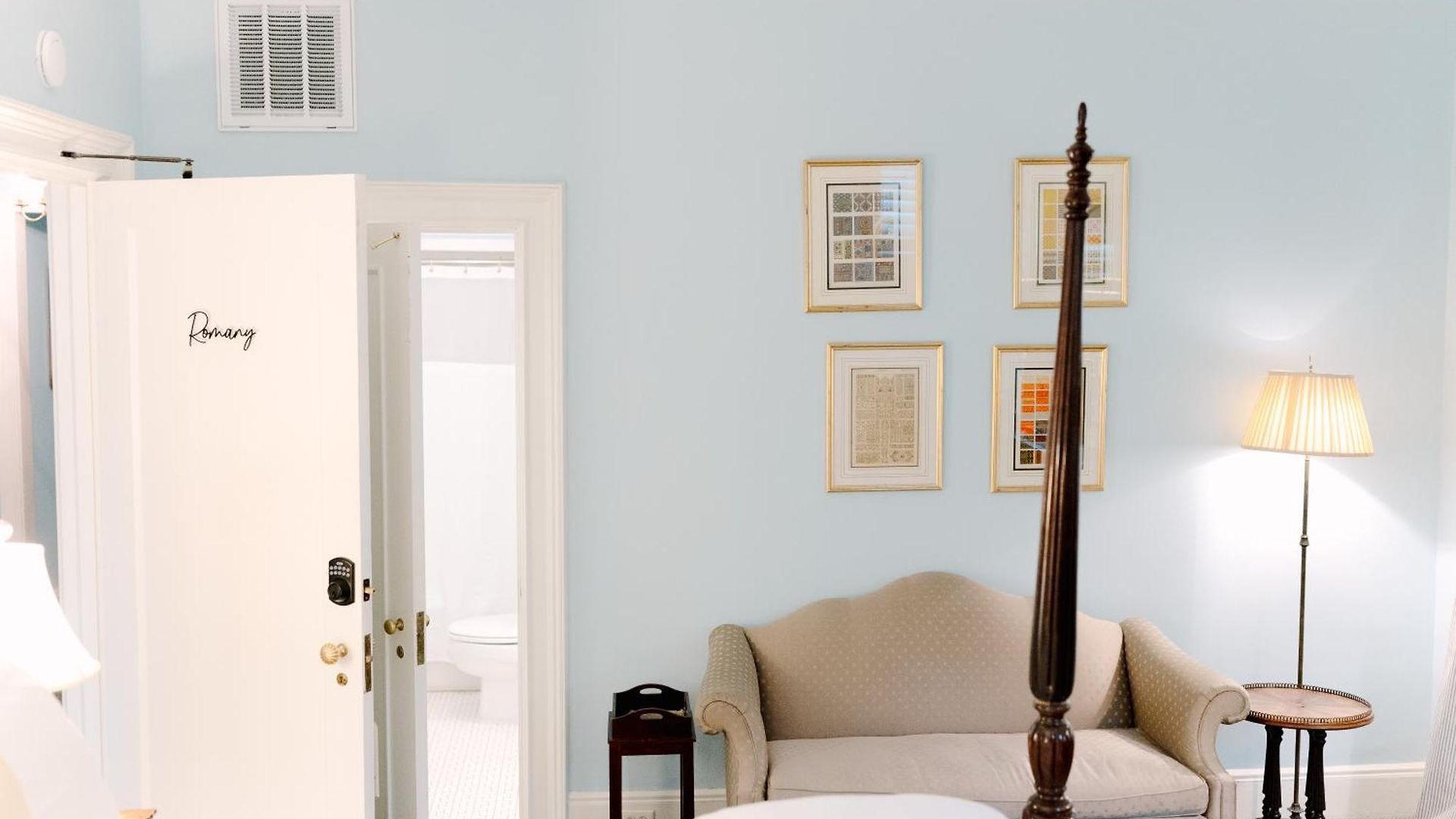 Bed & Breakfast The Morehead 3*