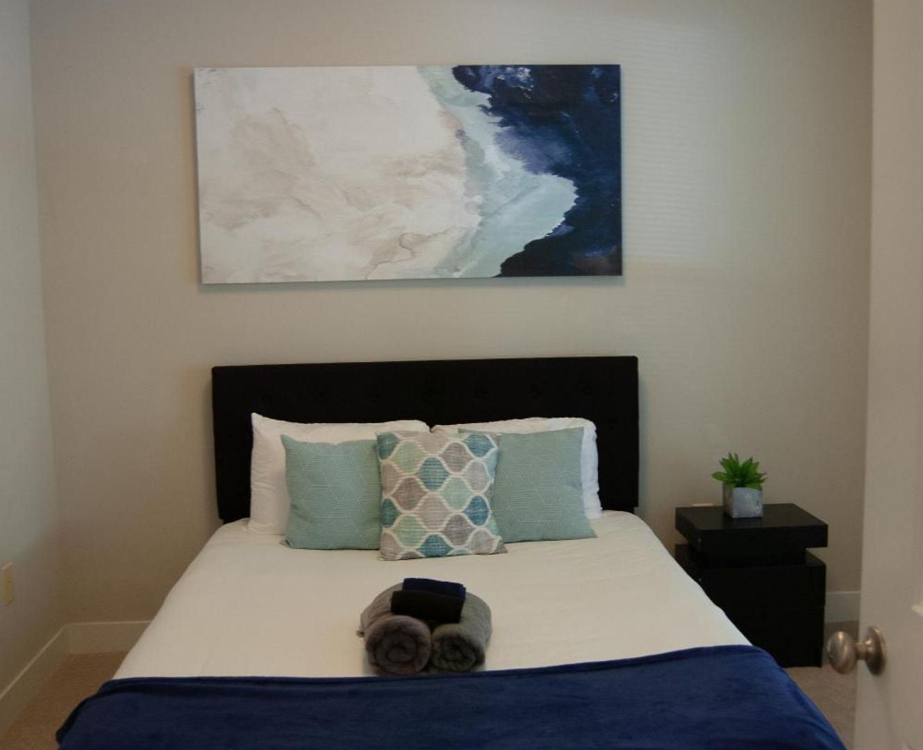 Holiday home Modern Townhouse - 1 Min To Uptown Clt - Walk To Restaurants