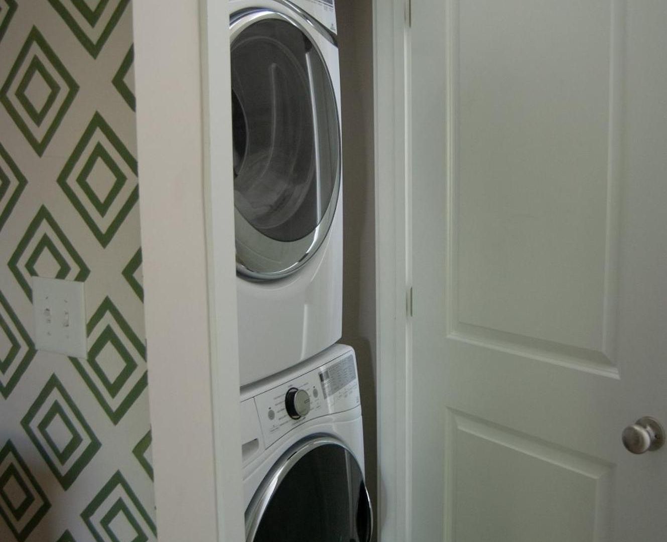 Modern Townhouse - 1 Min To Uptown Clt - Walk To Restaurants * Charlotte
