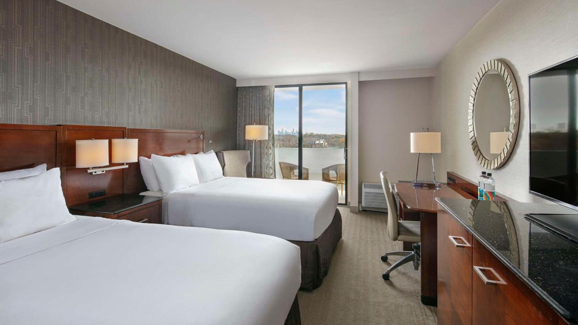 Sonesta Lower South End Hotel