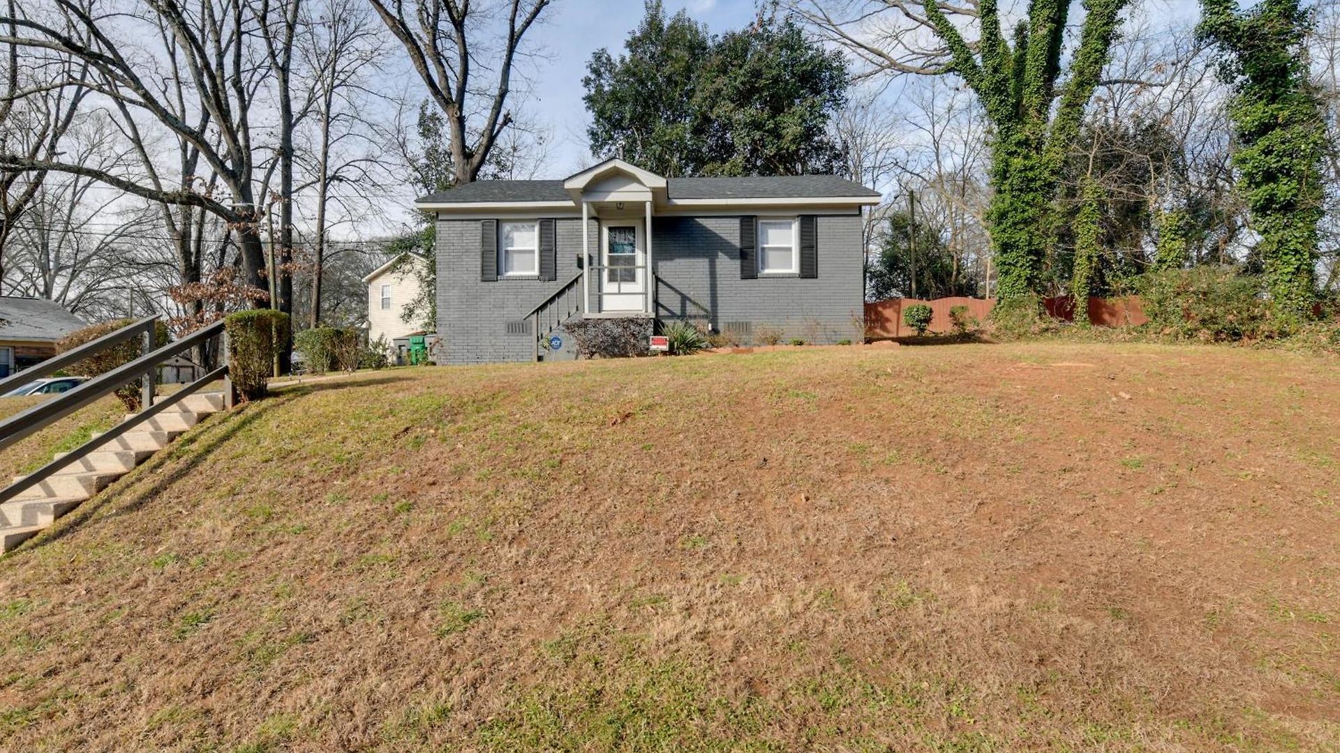 Holiday home Renovated - 3 Mi To Downtown! Charlotte