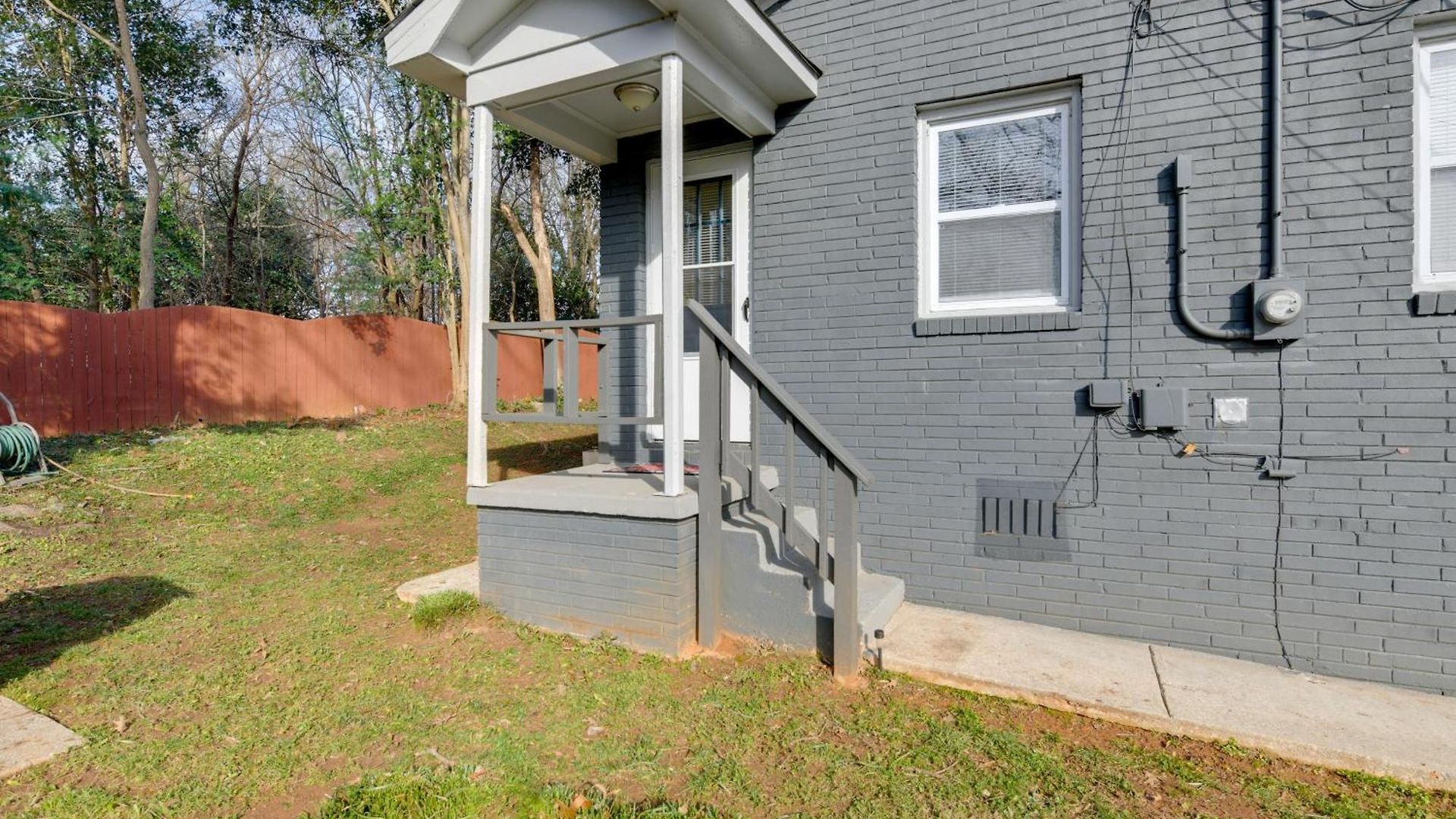 Renovated - 3 Mi To Downtown!