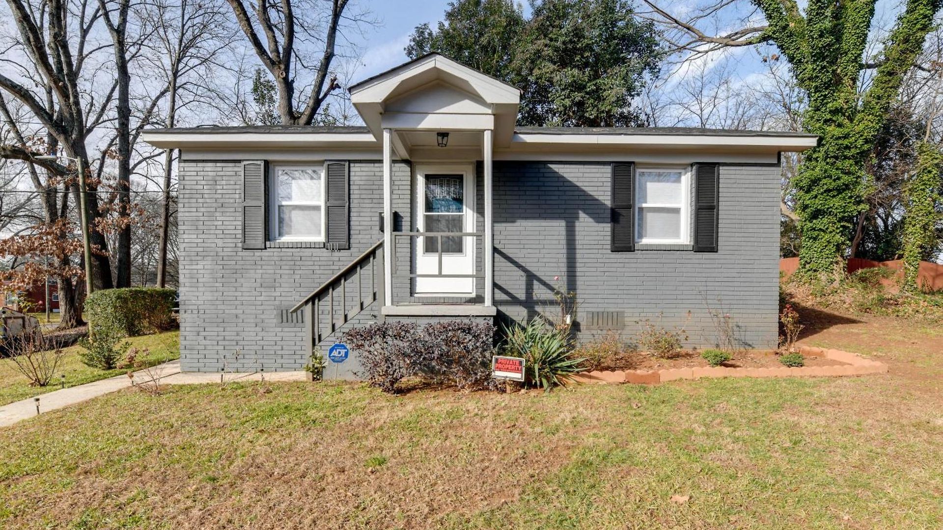 Renovated - 3 Mi To Downtown! Holiday home *
