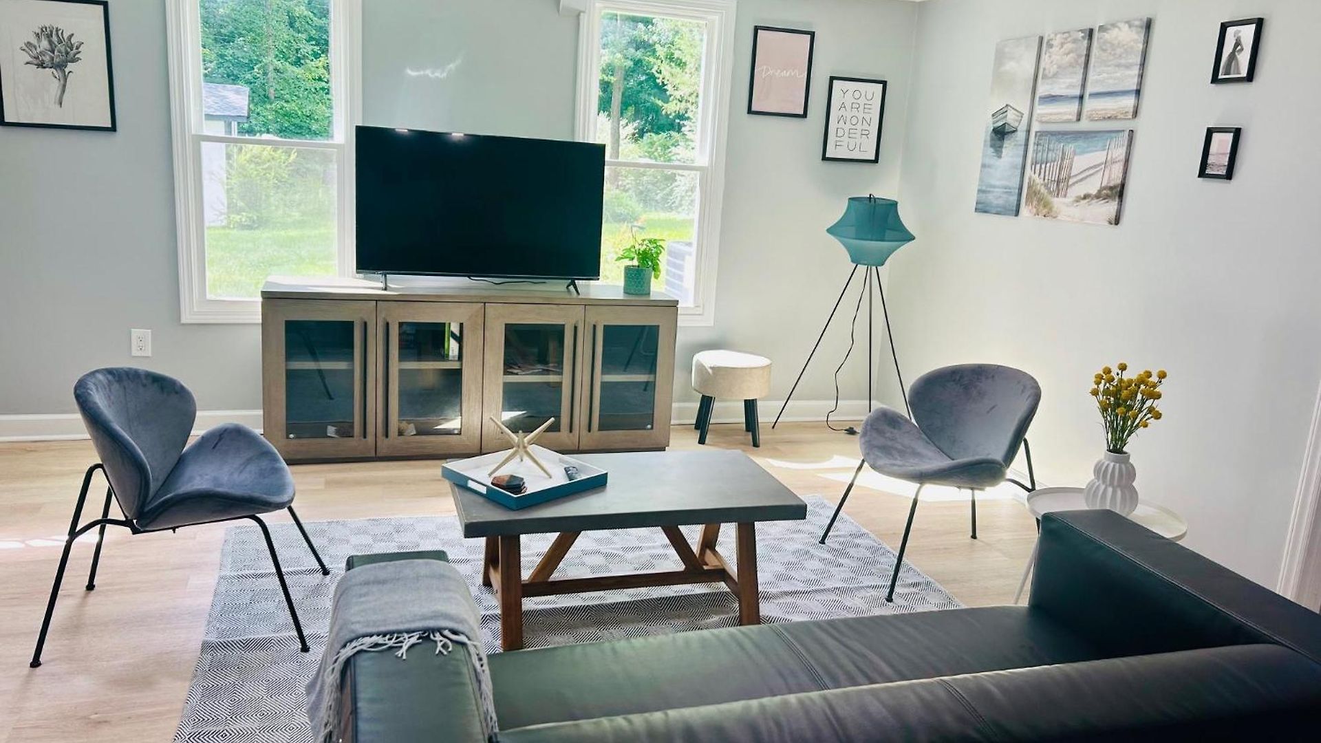 Comfy Spacious Lower Lvl Near Uptown, Noda & Unc Holiday home *