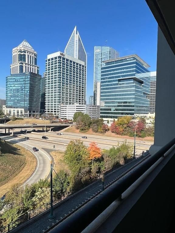 Apartment Spacious 2 Bedroom 2 Bathroom With Balcony In Uptown Charlotte! Views & Free Parking! Charlotte
