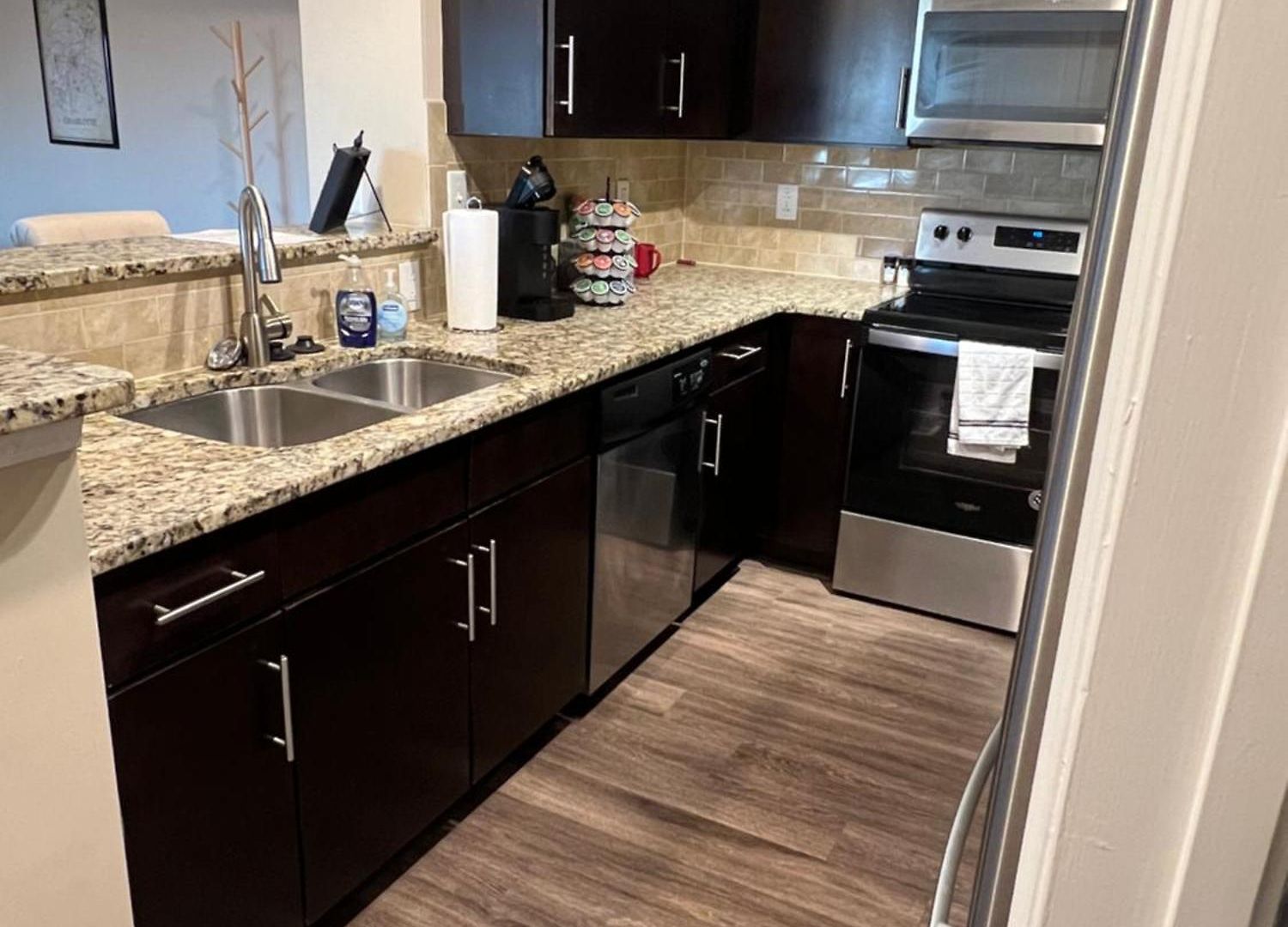 Spacious 2 Bedroom 2 Bathroom With Balcony In Uptown Charlotte! Views & Free Parking!