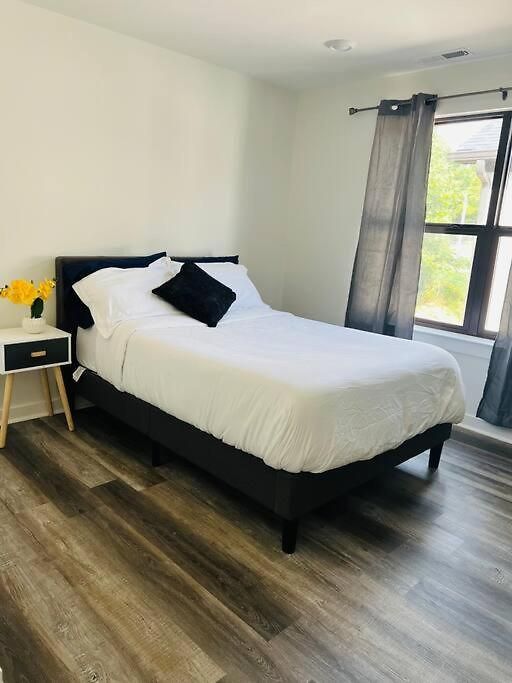 Holiday home Vacation In Clt King And 3q