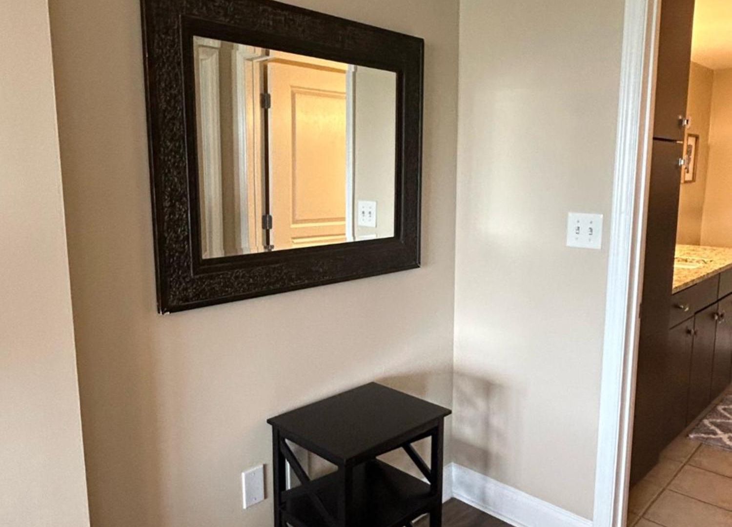 Spacious 2 Bedroom 2 Bathroom With Balcony In Uptown Charlotte! Views & Free Parking! Apartment *