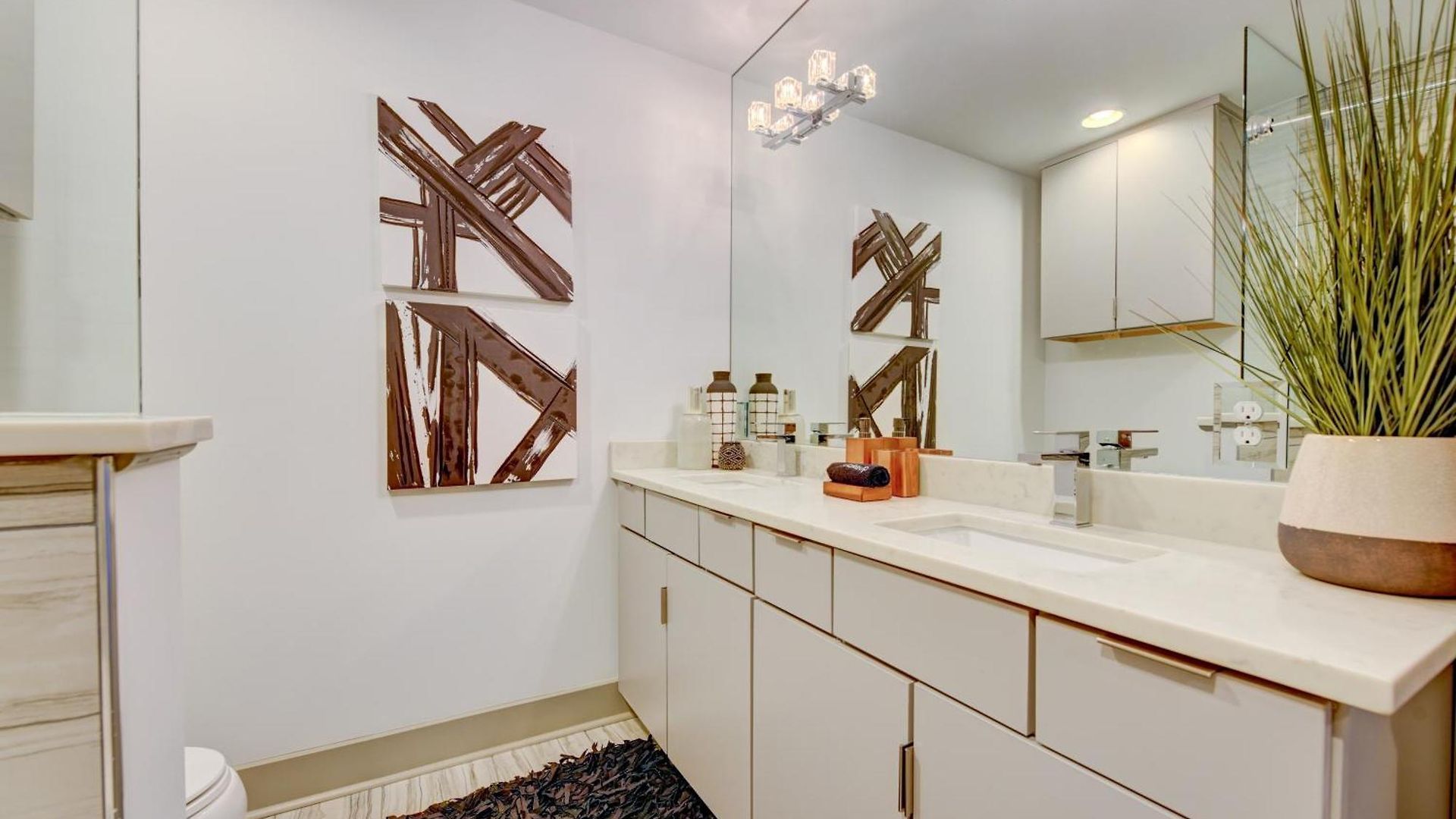Modern With Yard 3 Mi To Uptown Charlotte! Holiday home