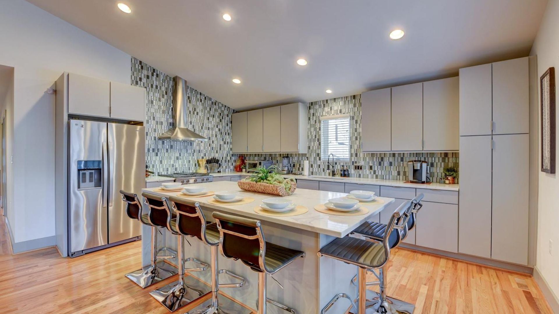 Modern With Yard 3 Mi To Uptown Charlotte! Holiday home Charlotte
