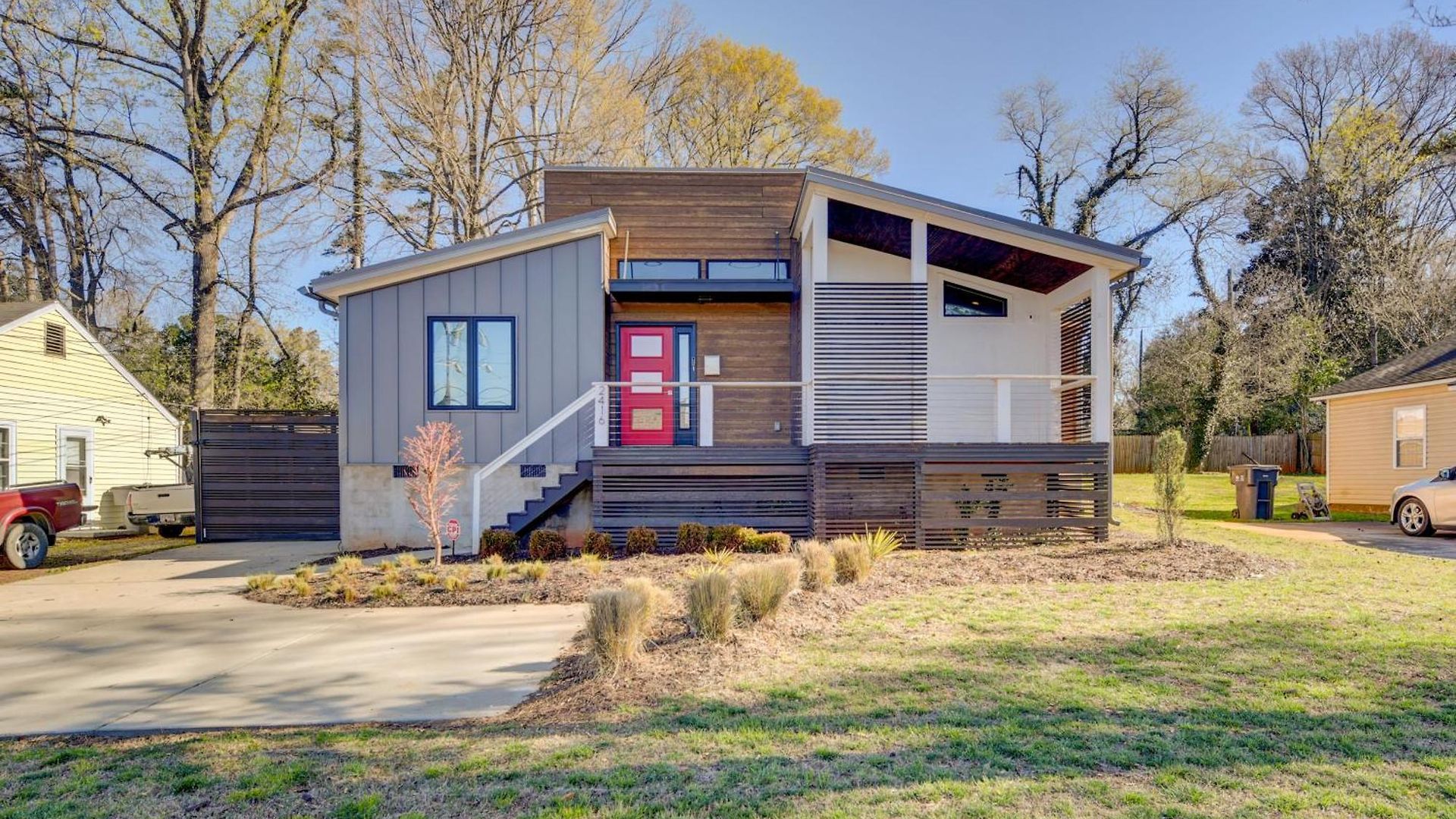 Modern With Yard 3 Mi To Uptown Charlotte! *