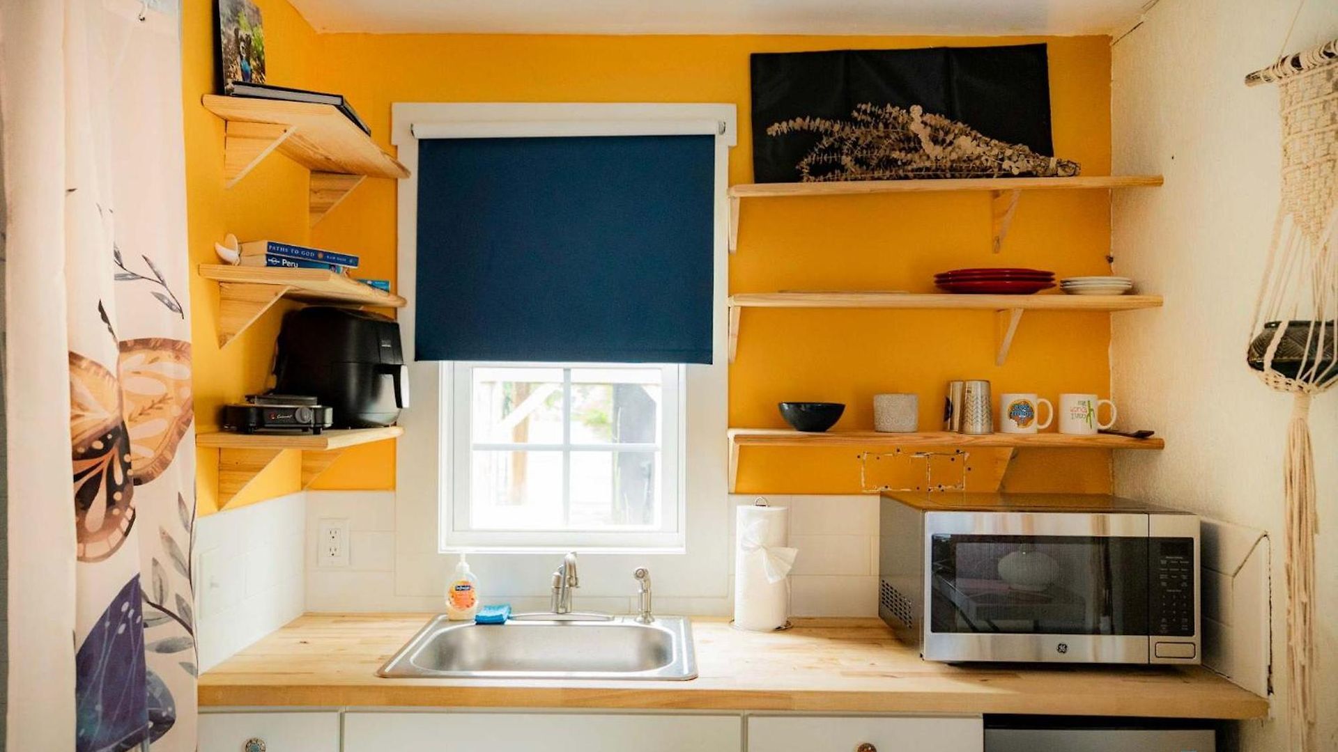 Adorable Solo-traveler Retreat