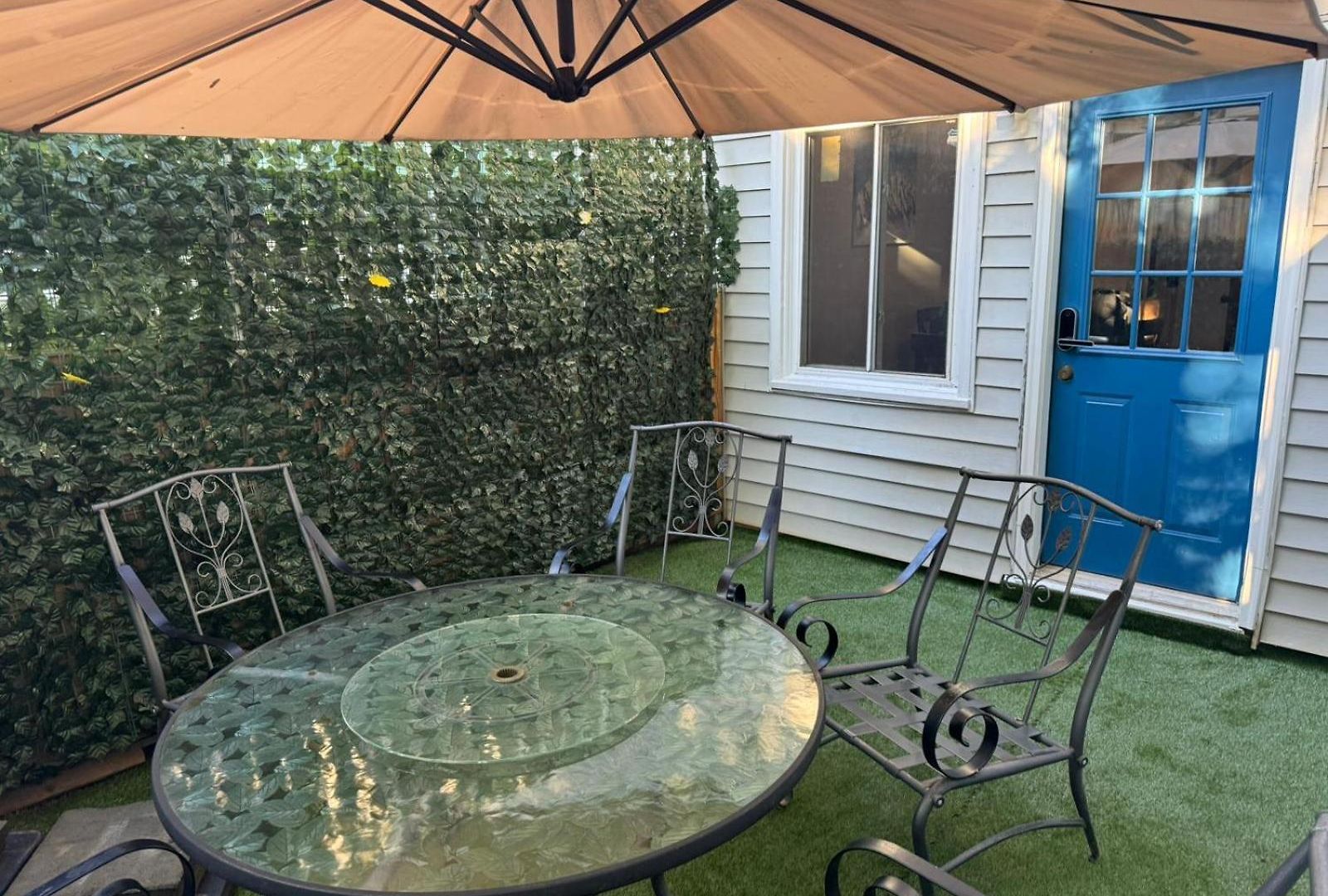 2 Bedroom Townhouse Charlotte