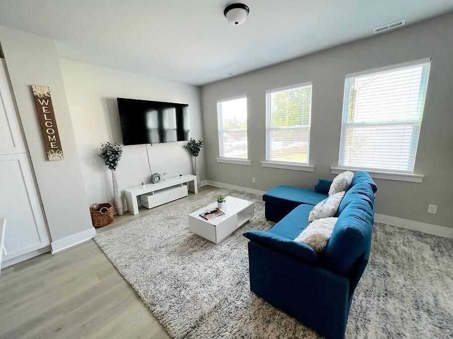 Holiday home Brand New Build 10 Min- Uptown *