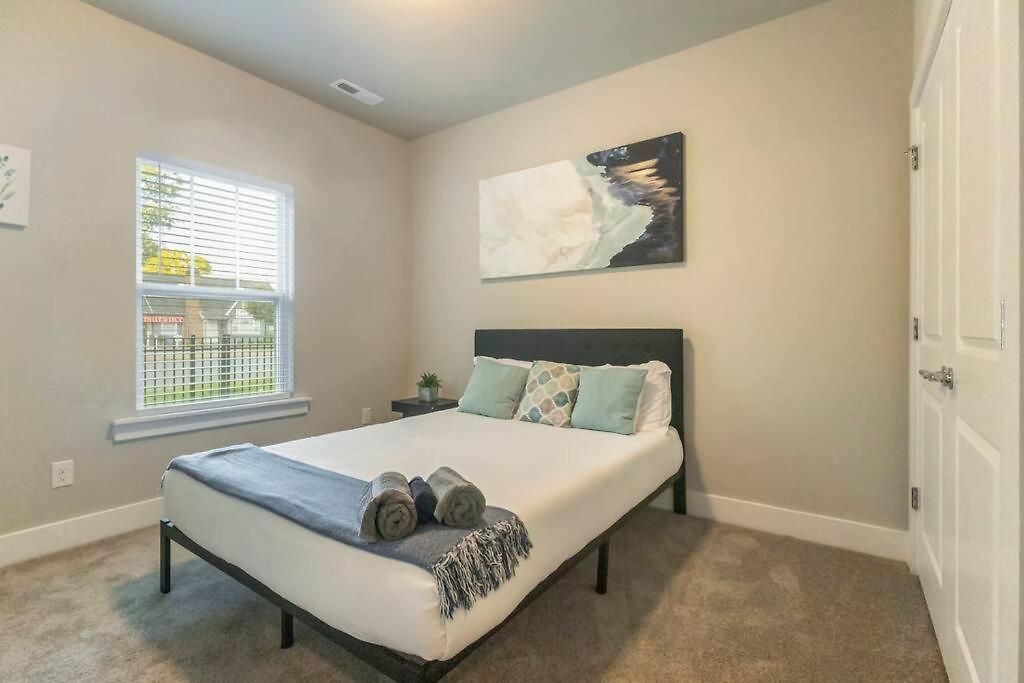 Holiday home Brand New Build 10 Min- Uptown