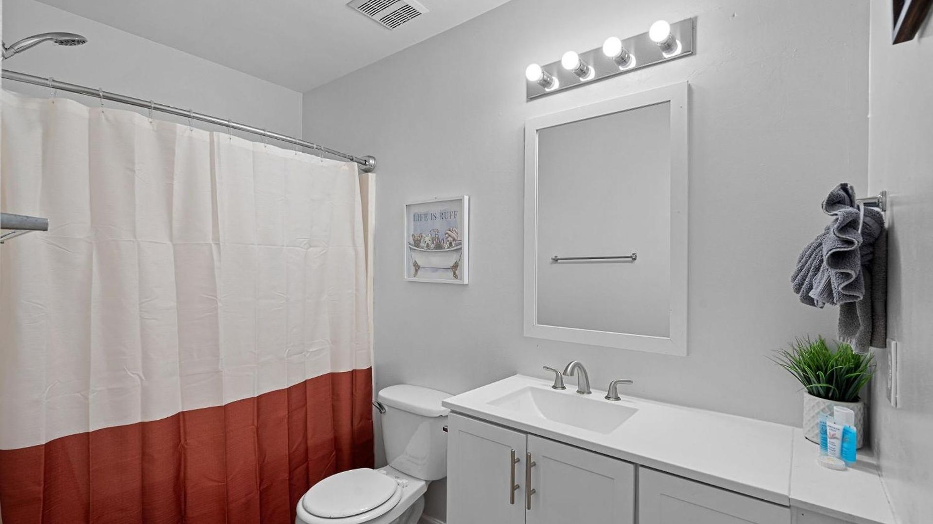 Cozy 4br Near Uptown -king Bed- Jacuzzi * Charlotte