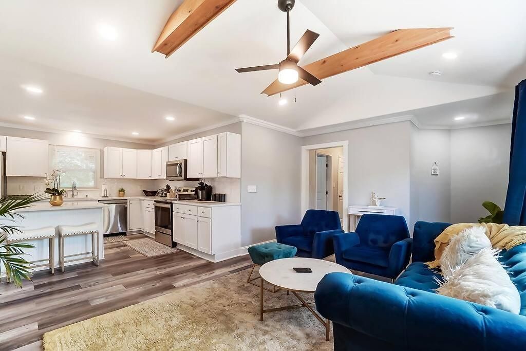 Holiday home 3br Getaway, Hot Tub & Mini Golf Fun Charlotte