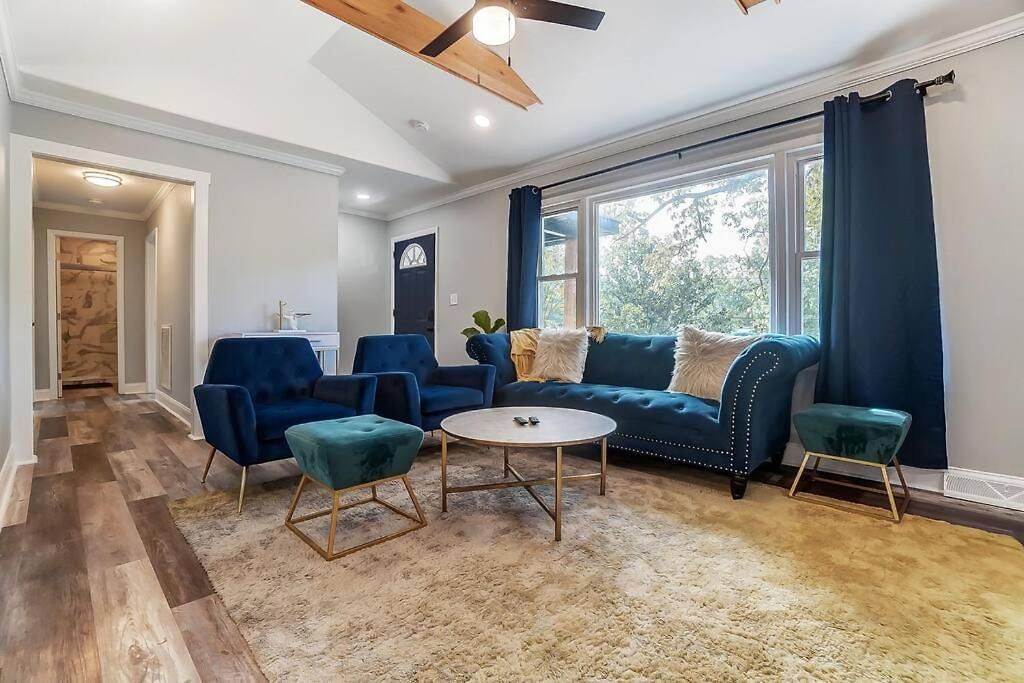 3br Getaway, Hot Tub & Mini Golf Fun * Charlotte