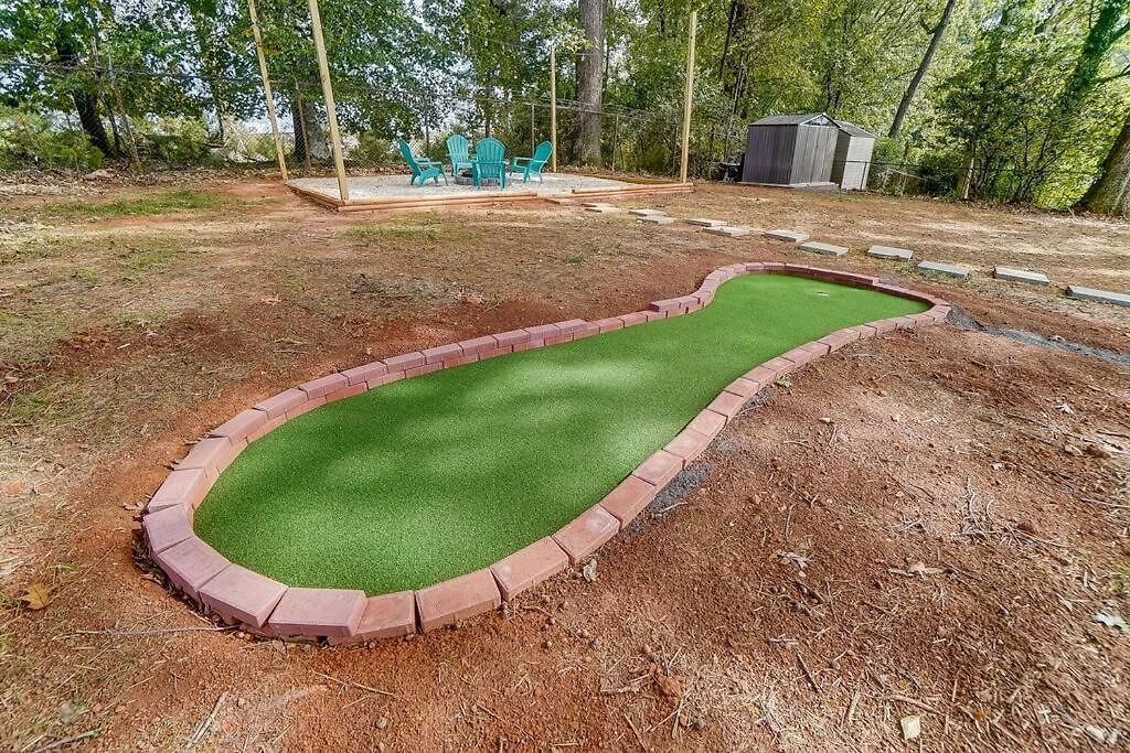 3br Getaway, Hot Tub & Mini Golf Fun Charlotte