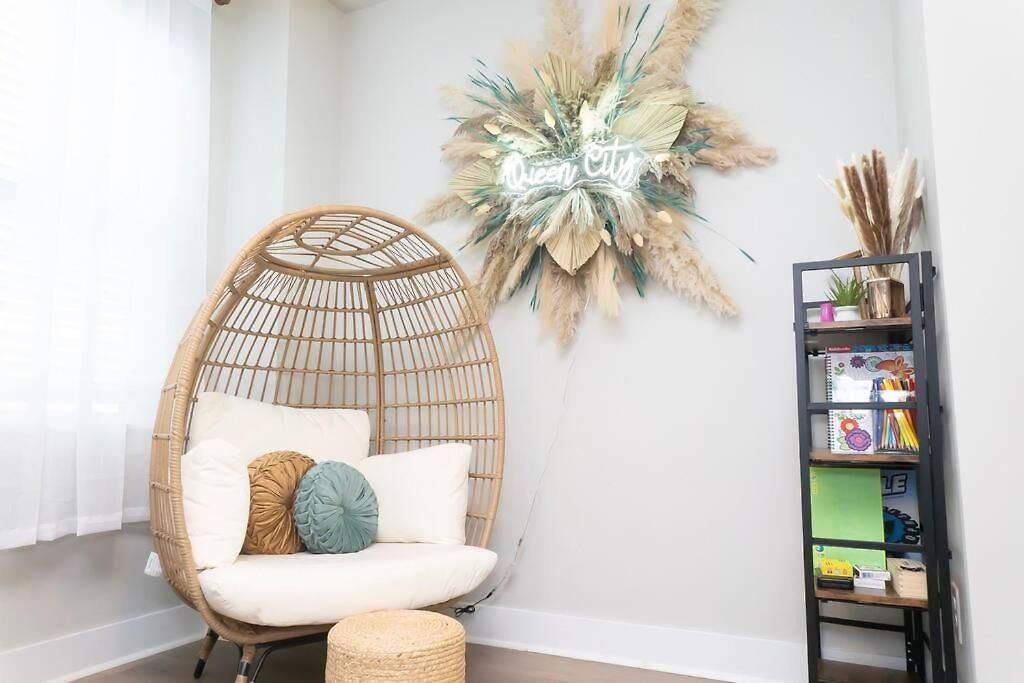Modern Chic In Trendy Noda Midwood Districts Holiday home Charlotte