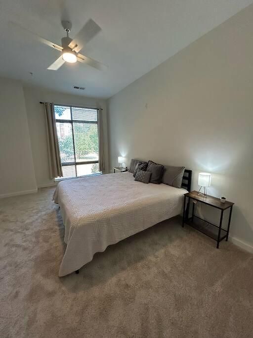 1 Bedroom Townhouse In Uptown Charlotte