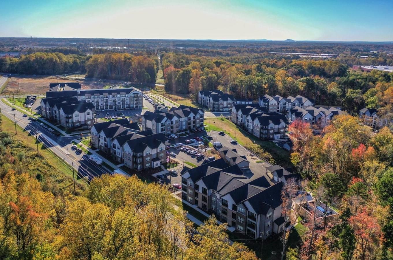 Landing At Abberly Liberty Crossing - 1 Bedroom In Henderson Circle Apartment